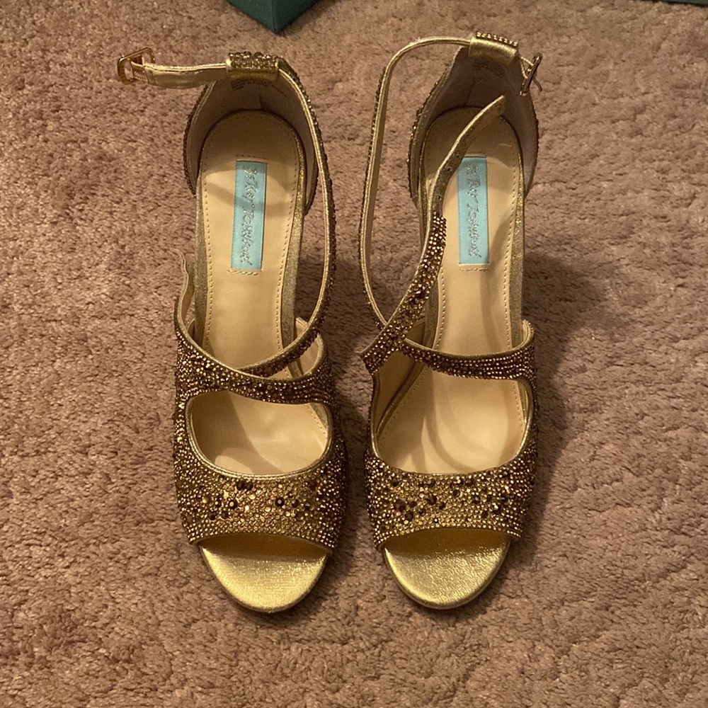 Betsey Johnson Gold heels